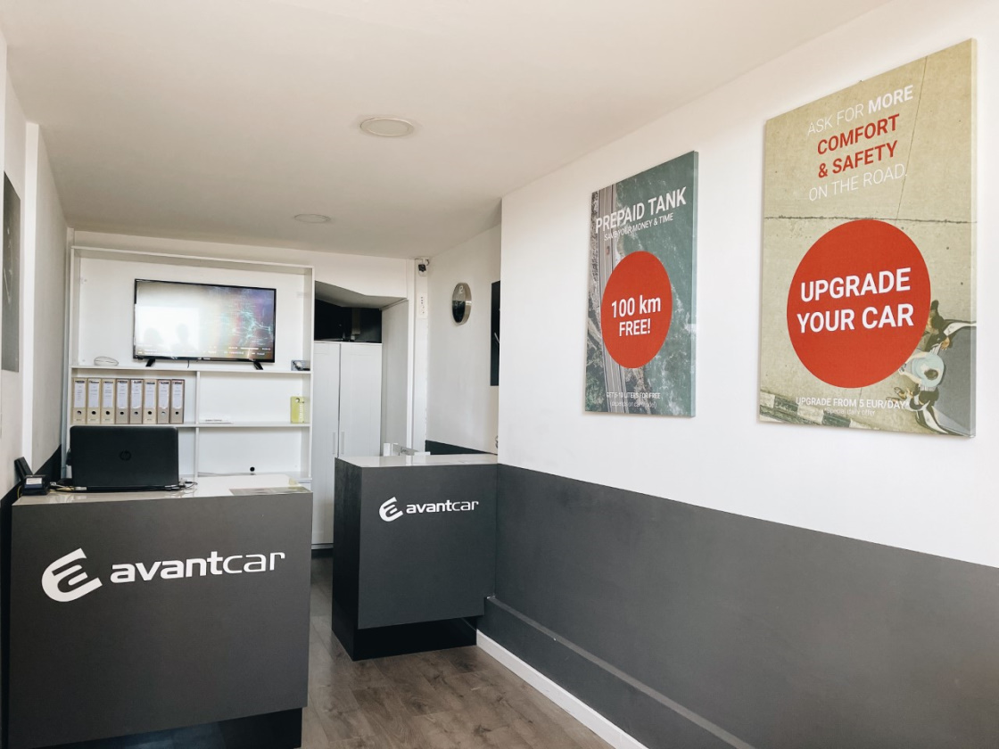 Avant Car Split
